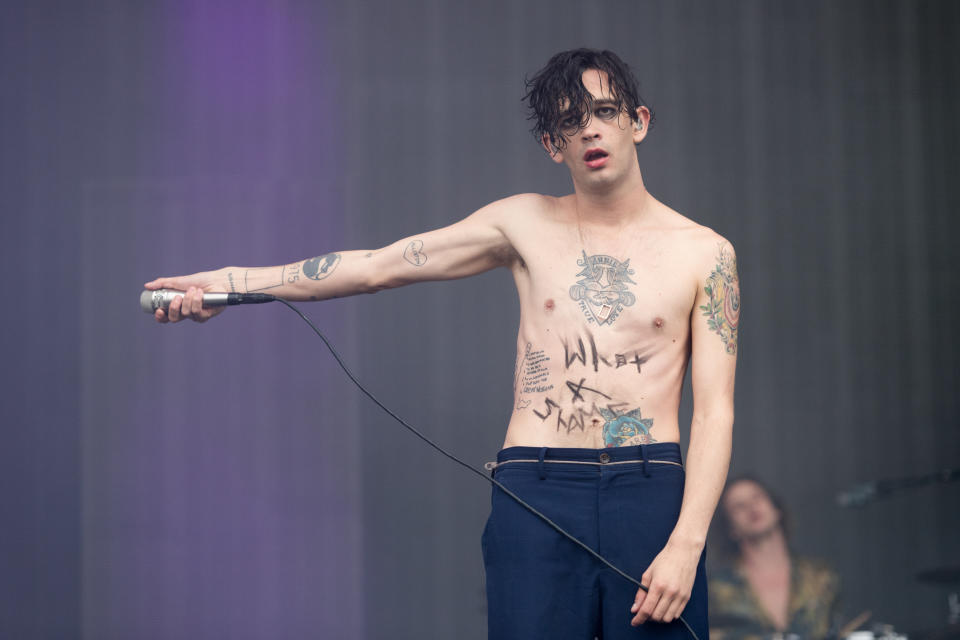 Matty Healy of the British rock band the 1975 is clarifying some of his comments about misogyny in rock ’n’ roll vs hip-hop. (Photo: Roberto Ricciuti/WireImage)