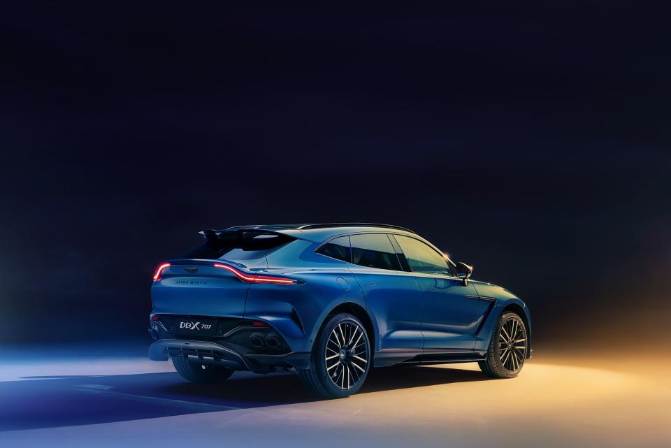 2022 Aston Martin DBX707 - Photos From Every Angle