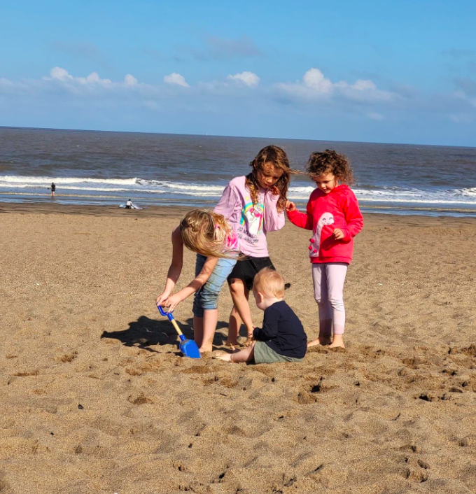 Emma Oldham's children were playing on Huttoft Beach as part of a camping trip. (Reach)