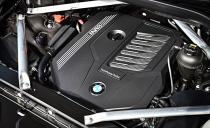<p>Powering the xDrive40i model is BMW's familiar turbocharged 3.0-liter inline-six that produces 335 horsepower. </p>