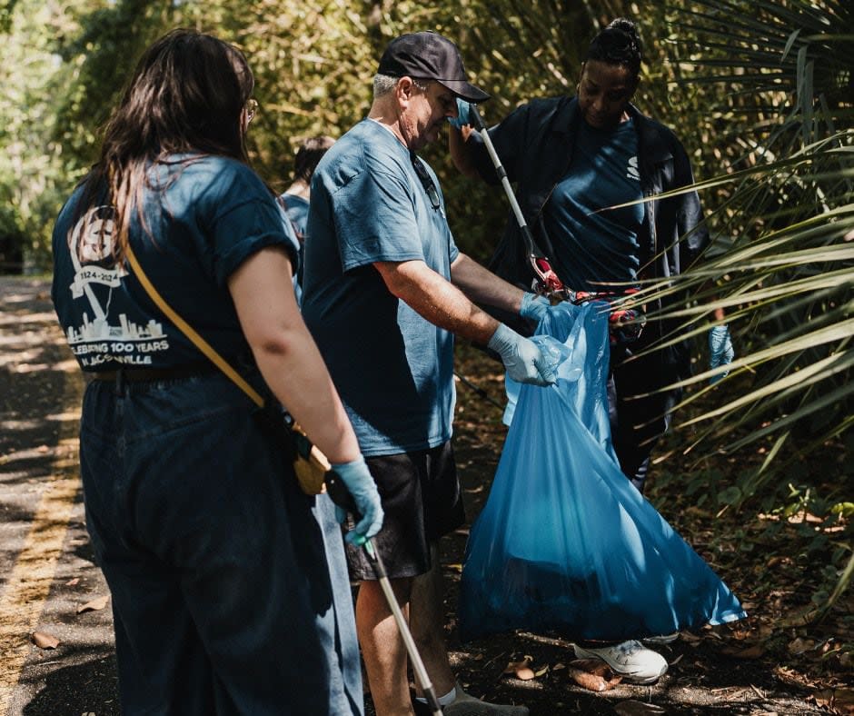 Dozens of Swisher employees participated in this community service project as part of Swisher’s “100 Acts of Service campaign” in honor of its Jacksonville history.