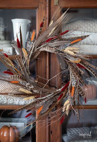 <p><a href="https://inspiredbycharm.com/diy-feather-wreath-for-fall/" data-component="link" data-source="inlineLink" data-type="externalLink" data-ordinal="1">Inspired by Charm</a></p>
