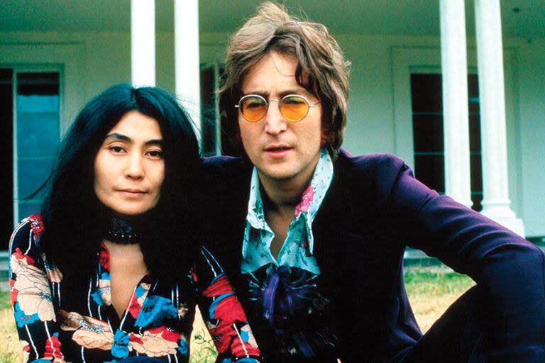 John Lennon y Yoko Ono pasaban unos días a solas en Sunny Heights, la finca de Ringo Starr en St. George’s Hill, Weybridge, cuando surgió la inspiración para componer 