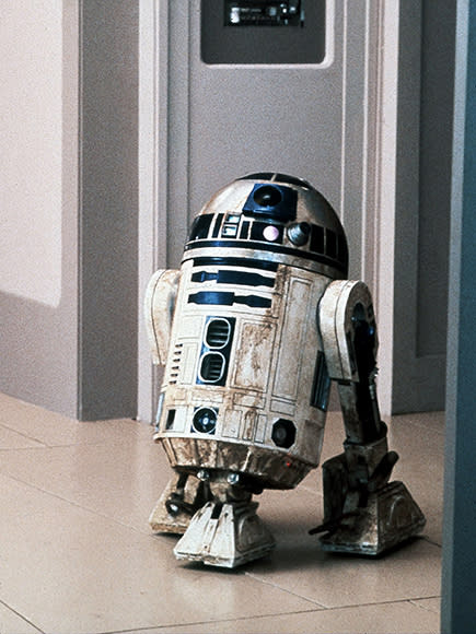 Kenny Baker, Who Originated R2-D2 in Star Wars, Has Died at 81| Death, Star Wars, People Picks