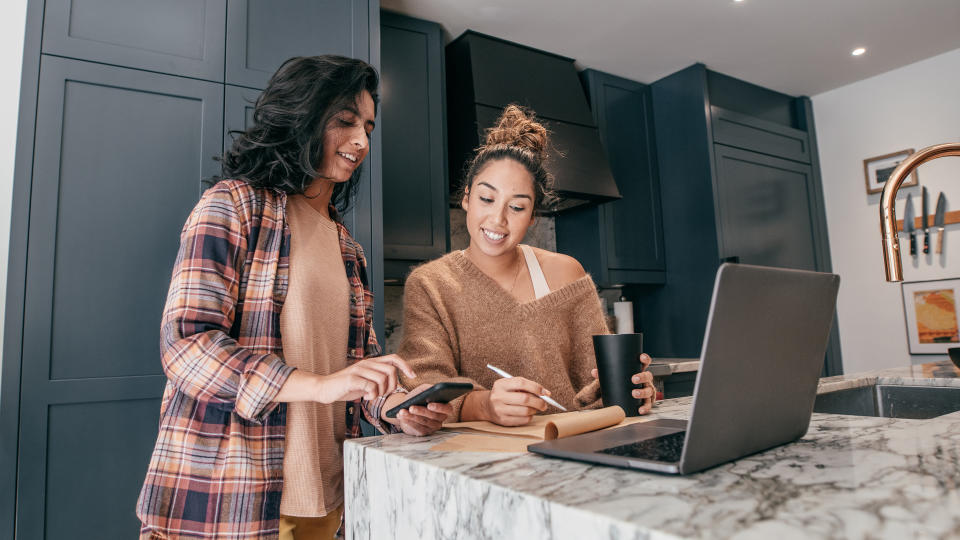 two millennials talking about financial gap between generations