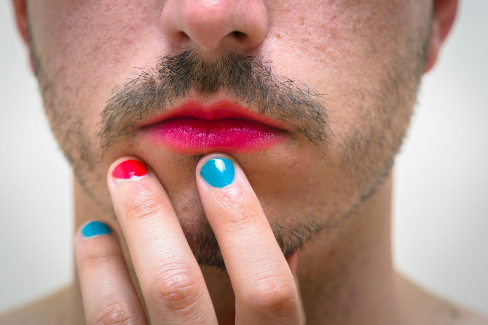 El maquillaje para hombres se pone de moda. Foto: Getty Images.