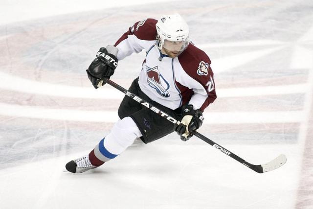 Peter Forsberg “overwhelmed” as Avalanche retire his jersey – The