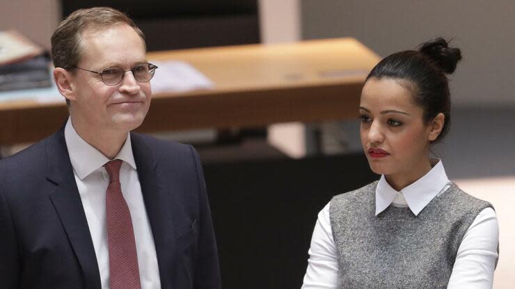 Berlins Regierender Bürgermeister Michael Müller und Staatssekretärin Sawsan Chebli. Foto: dpa