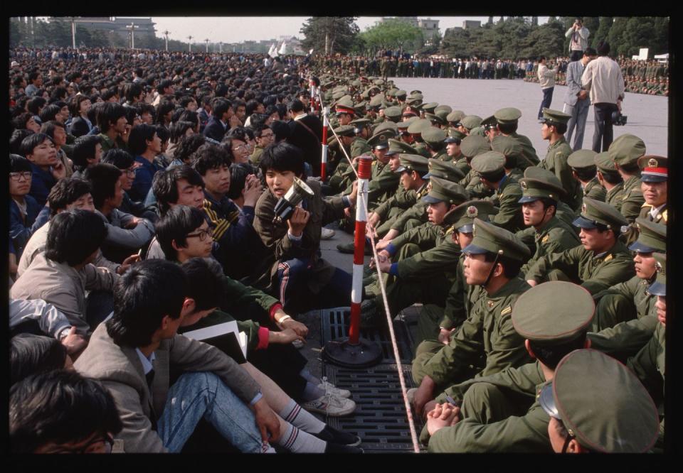 32 Photos Show the Hope and Despair of Tiananmen Square