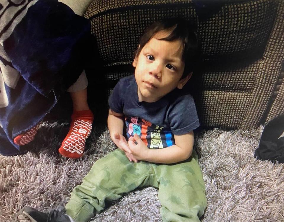 Police in Everman, Texas, are searching for any leads to help them find 6-year-old Noel Rodriguez-Alvarez, who hasn’t been seen since November. Police said at a news conference on Sunday, March 26, that Noel’s mother left the country with her husband and other children.