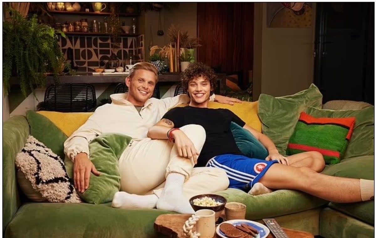 Jeff and Bobby Brazier appear in a Stand Up To Cancer Celebrity Gogglebox special (Channel 4)