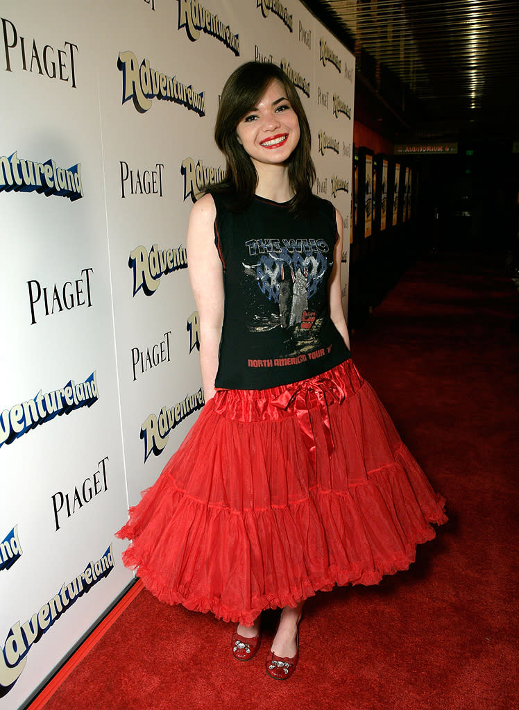 Adventureland LA premiere 2009 Kaili Thorne