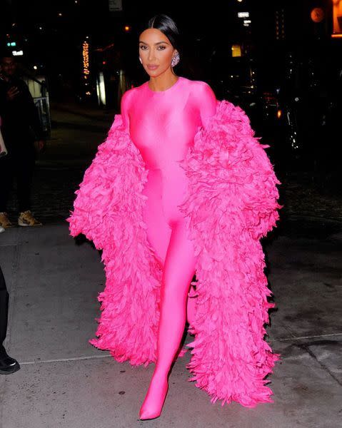 Kim Kardashian en Balenciaga 2