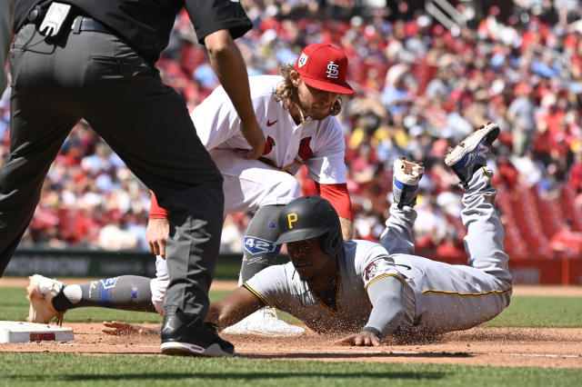 McCutchen homers in 10th to help Pirates beat Cardinals 6-3 - Newsday