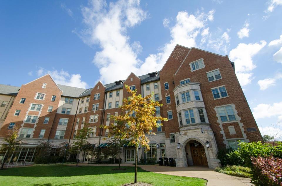 7) Washington University in St. Louis