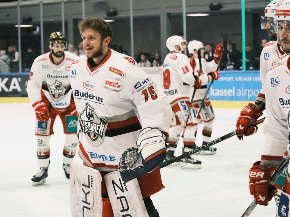 Regensburg ist Meister der DEL2 (IMAGO/Peter Hartenfelser)