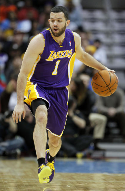 Jordan Farmar's staying in L.A., but switching sides of the rivalry. (Isaiah J. Downing-USA TODAY Sports)