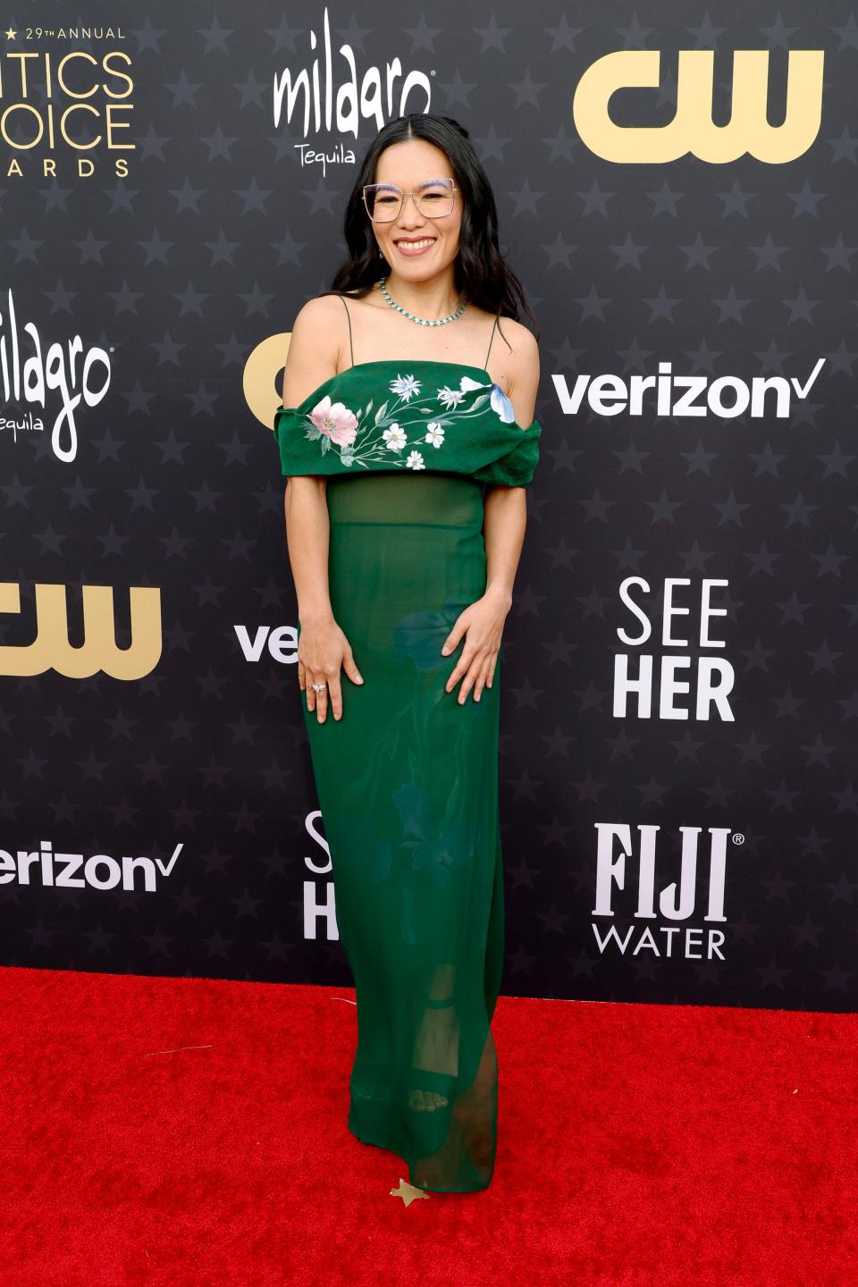 Ali Wong stuns on the red carpet at the Critics Choice Awards.