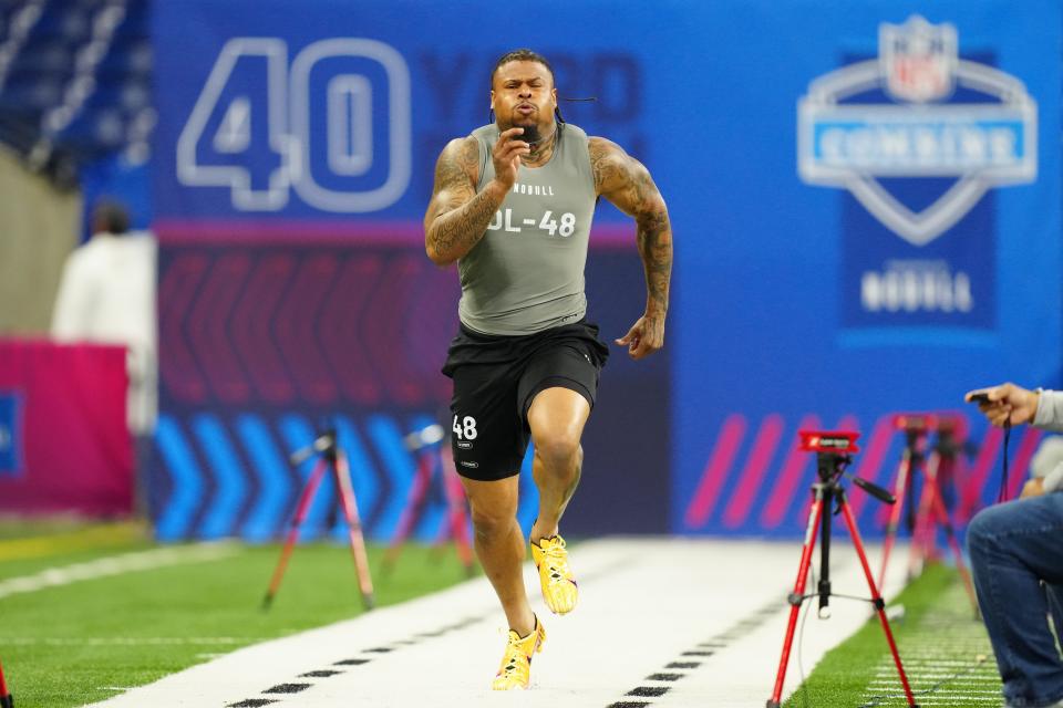 Clemson defensive lineman Xavier Thomas works out during the 2024 NFL Combine at Lucas Oil Stadium in Indianapolis on Feb. 29, 2024.