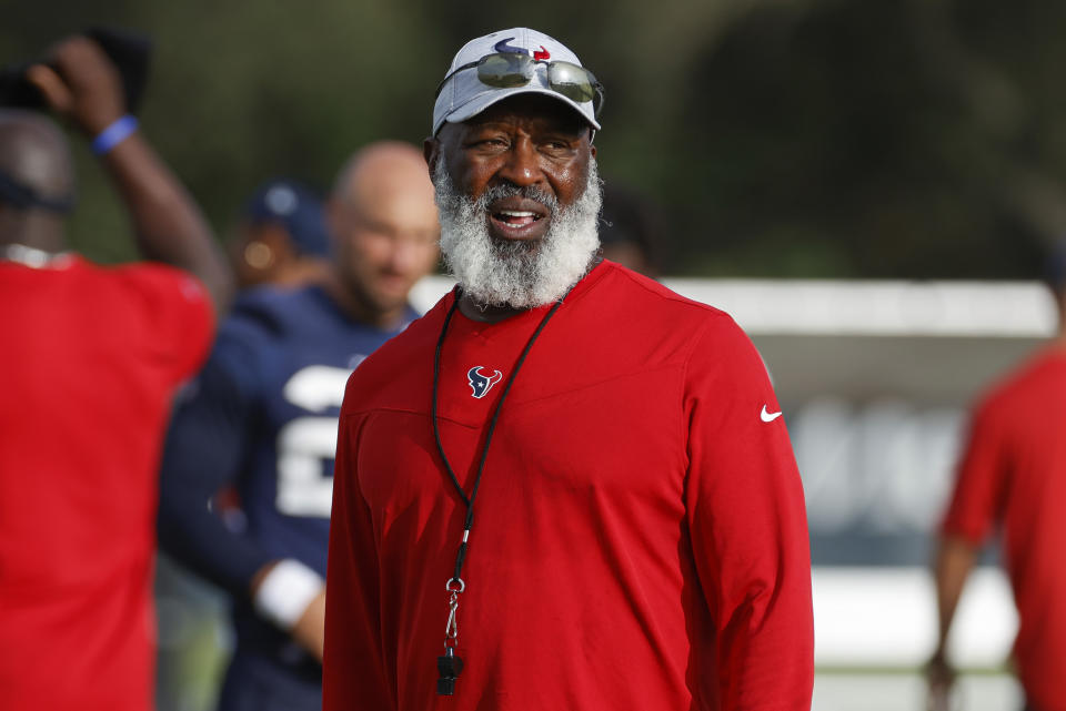 texans-kamu-grugier-hill-lovie-smith-same-ole-head-coach