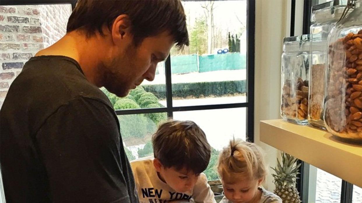 tom-brady-cooking-with-kids.jpg