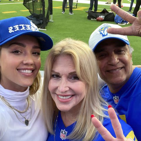 <p>Jessica Alba Instagram</p> Jessica Alba and her parents Mark and Cathy Alba.