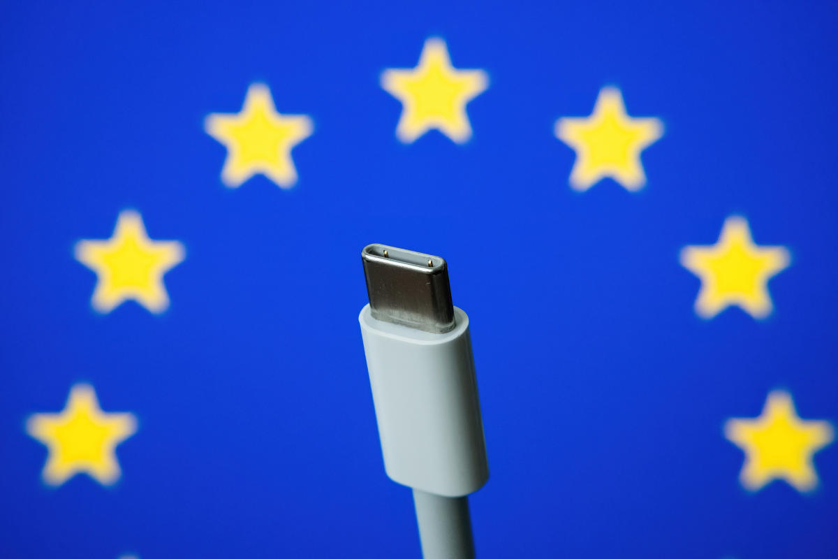 The EU will require USB-C charging for mobile devices by the end of 2024