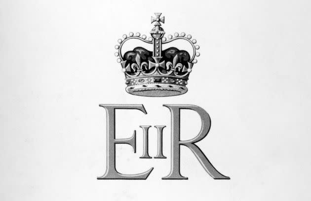 Canadian Royal Crown and Royal Cypher 