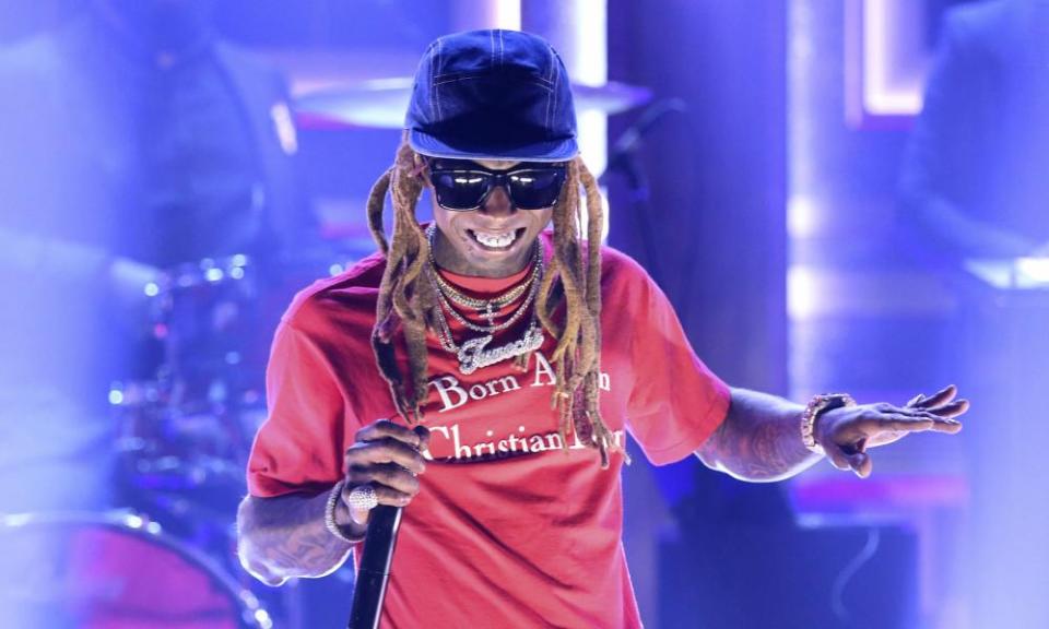 Lil Wayne appeared in Ace Hood’s track 2 Mollys.