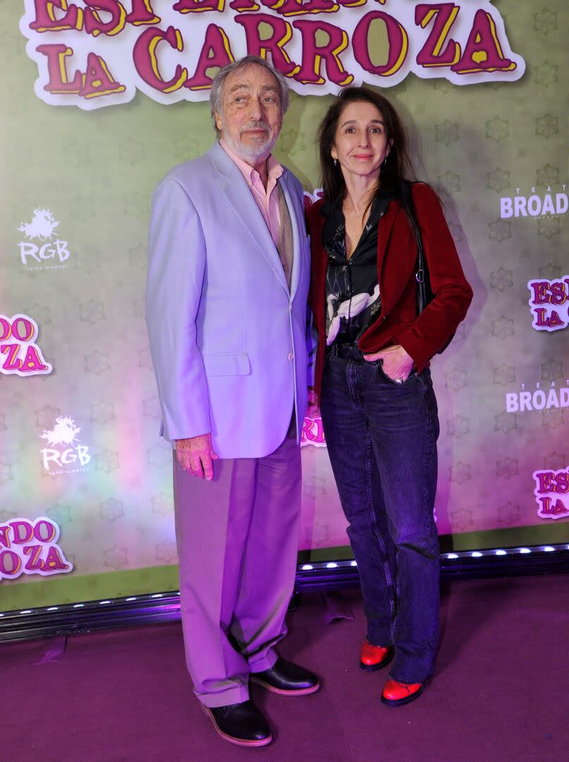 Durante la función se vivió un momento especial. Entre los presentes estuvieron Luis Brandoni y Carlos Gasalla, hermano de Antonio. Ambos actores se destacaron en la película que logró convertirse en un clásico del cine nacional. Una vez que terminó la obra, desde el escenario aludieron a la presencia de Luis Brandoni y del hermano de 
Antonio Gasalla y enseguida se produjo un sentido aplauso del público