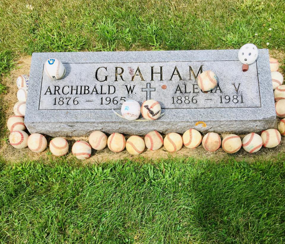 The grave site of "Moonlight" Graham and his wife is in Rochester, Minnesota.
