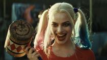 Und zwar in "Suicide Squad". In dem schrillen Superheldenfilm spielt Margot Robbie die durchgeknallte Harley Quinn, die sich in den Joker verguckt. Nach ihrem Einzel-Film "Birds of Prey" ist sie auch in der Fortsetzung "The Suicide Squad" zu sehen sein, die derzeit in den Kinos läuft. (Bild: Warner / Clay Enos)