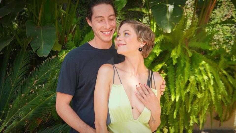 <p>The <em>Black Summer</em> actress and her activist boyfriend Devermont called it <a href="https://people.com/tv/jaime-king-boyfriend-sennett-devermont-split/" rel="nofollow noopener" target="_blank" data-ylk="slk:quits;elm:context_link;itc:0;sec:content-canvas" class="link ">quits</a>, a source told PEOPLE in late October after <em>Page Six</em> first <a href="https://pagesix.com/2021/10/29/jaime-king-breaks-up-with-activist-boyfriend/" rel="nofollow noopener" target="_blank" data-ylk="slk:reported;elm:context_link;itc:0;sec:content-canvas" class="link ">reported</a> the split.</p> <p>King and the Mr. Checkpoint app founder were first romantically linked in December 2020, and they <a href="https://people.com/tv/jaime-king-goes-instagram-official-with-boyfriend-sennett-devermont/" rel="nofollow noopener" target="_blank" data-ylk="slk:made their relationship Instagram official;elm:context_link;itc:0;sec:content-canvas" class="link ">made their relationship Instagram official</a> in August. "I love you ❤️," the mom of two captioned the photo, which she has since deleted.</p>