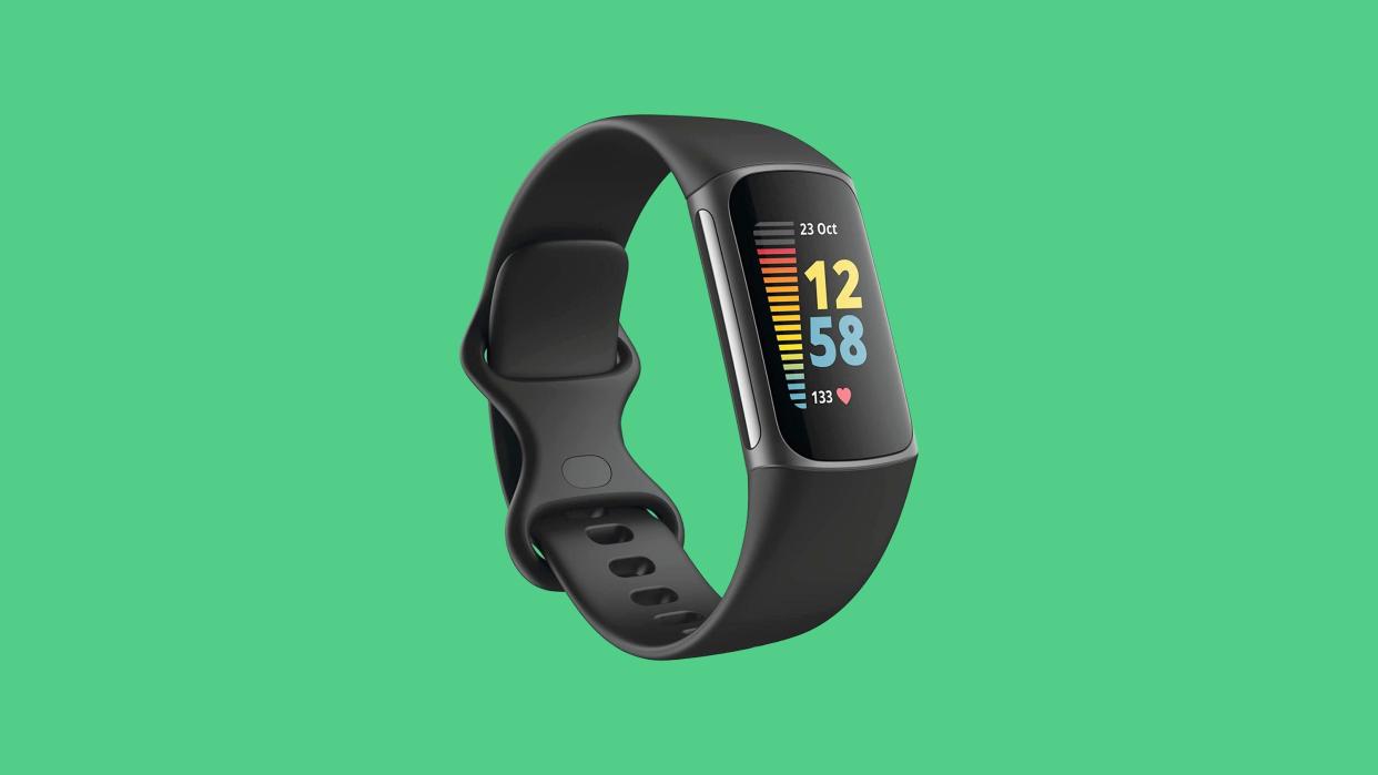 Fitbit Charge 5.