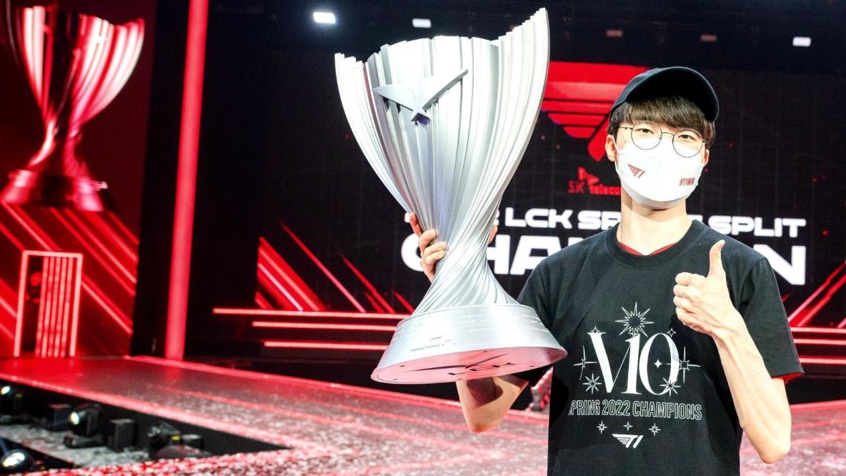 Faker Becomes First LoL Player to Win 10 LCK Titles