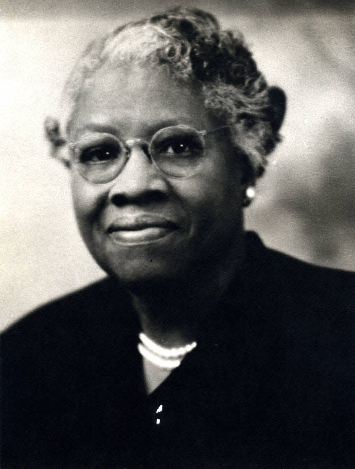 Adah Fulbright taught at Lincoln School and was the first Black educator to retire from Springfield Public School. Fulbright also helped establish the Literary Calm Chat Club in 1928.