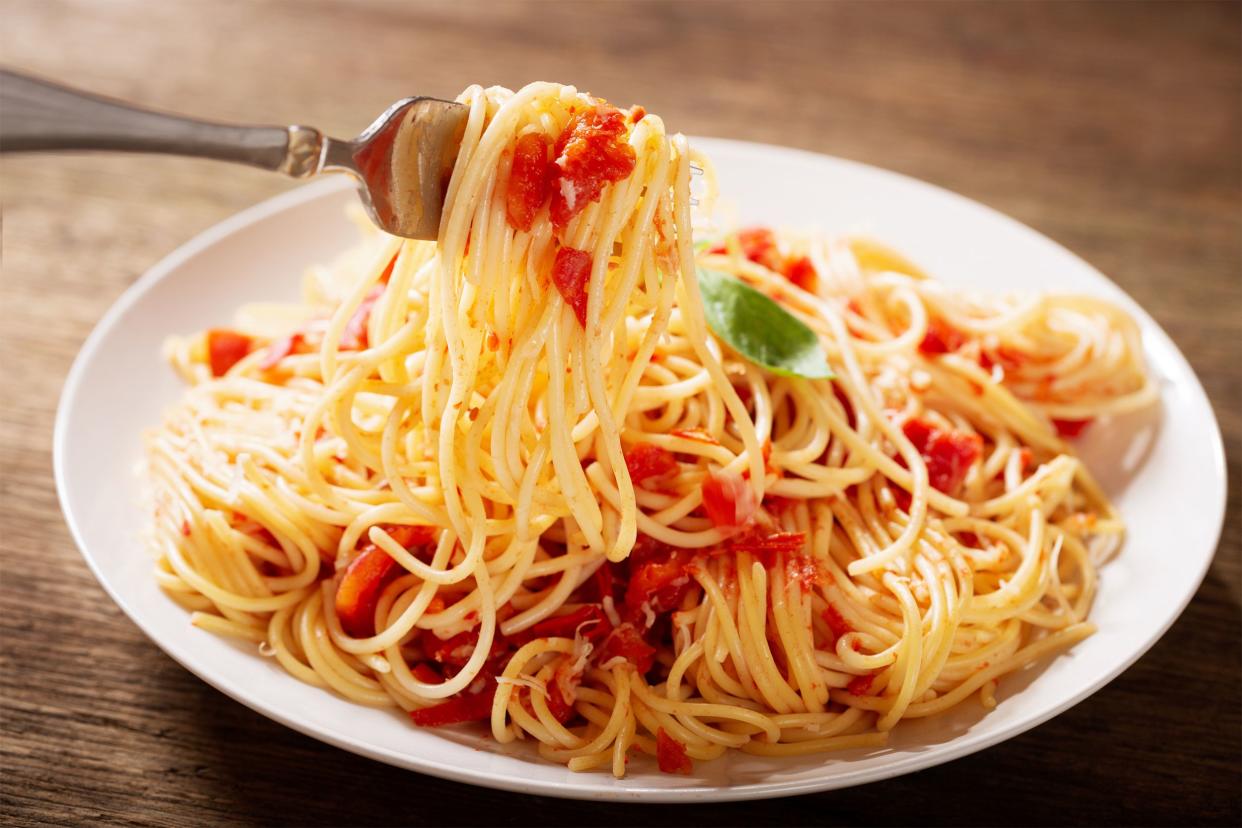 One-Pot Spaghetti with Fresh Tomato Sauce