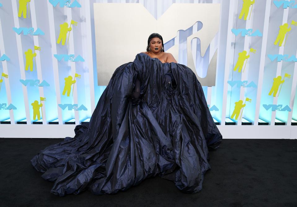 Every Outrageous Look from the 2022 MTV VMAs Red Carpet