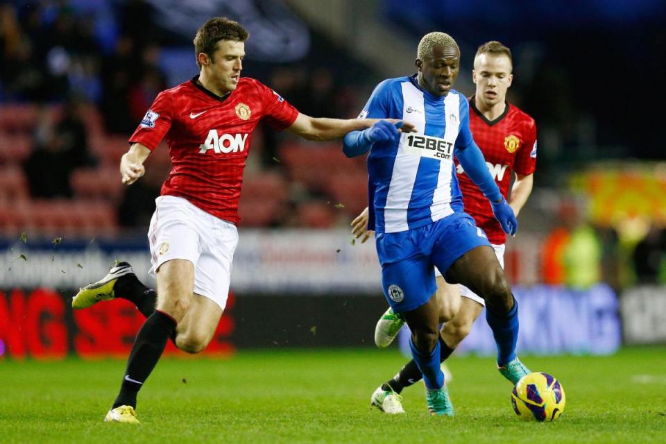 Carrick and Cleverley in action for Manchester United <i>(Image: Action Images)</i>