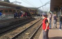 Train derails in Paris suburb