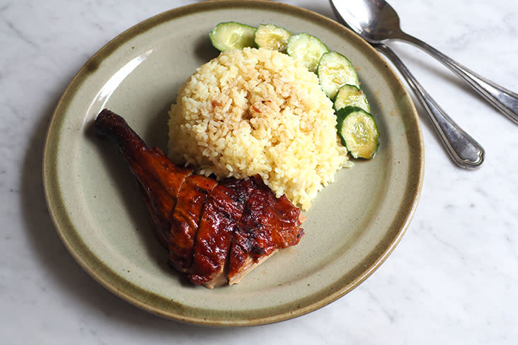 Perk up the mid-day meal with charcoal roasted duck leg and butter rice from De Champion Duck – Pictures by Lee Khang Yi