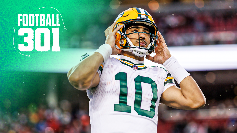 SANTA CLARA, CALIFORNIA - JANUARY 20: Jordan Love #10 of the Green Bay Packers looks on during warmups before an NFC Divisional Round Playoff Game against the San Francisco 49ers at Levi's Stadium on January 20, 2024 in Santa Clara, California. (Photo by Ryan Kang/Getty Images)