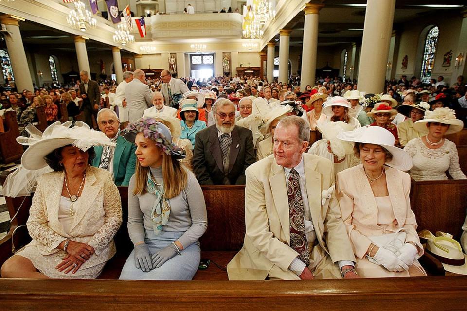 Fantastic hats: One more Easter tradition. <a href="https://www.gettyimages.com/detail/news-photo/worshipers-look-on-during-easter-services-at-saint-louis-news-photo/80351247?adppopup=true" rel="nofollow noopener" target="_blank" data-ylk="slk:Mario Tama/Getty Images;elm:context_link;itc:0;sec:content-canvas" class="link ">Mario Tama/Getty Images</a>