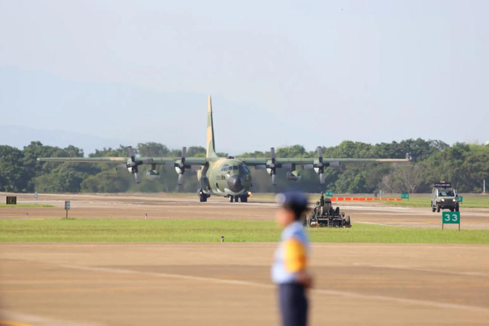 空軍C-130H運輸機。(圖/記者李俊毅攝)