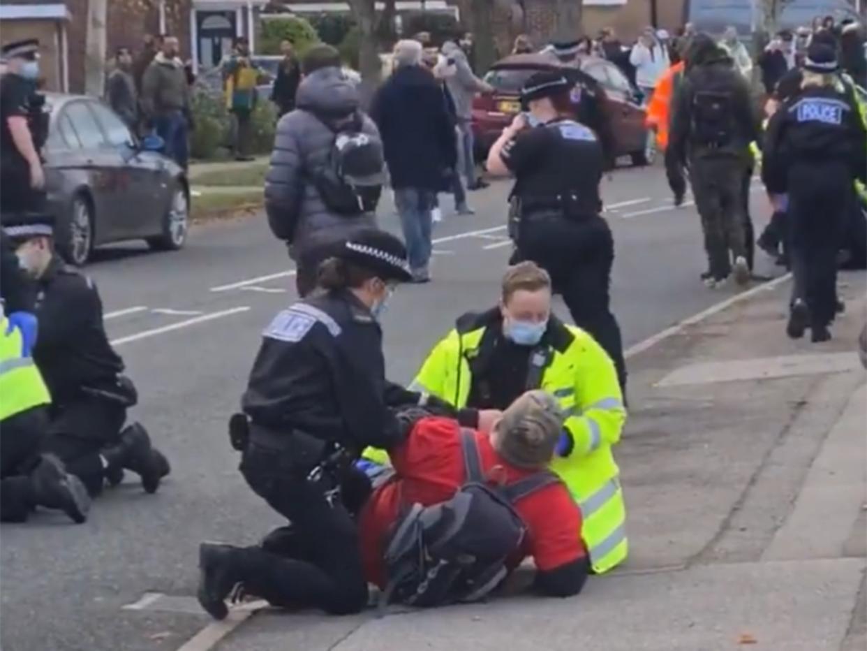 <p>Anti-lockdown protesters were arrested by police in Basildon yesterday afternoon.</p> (@outsider63)