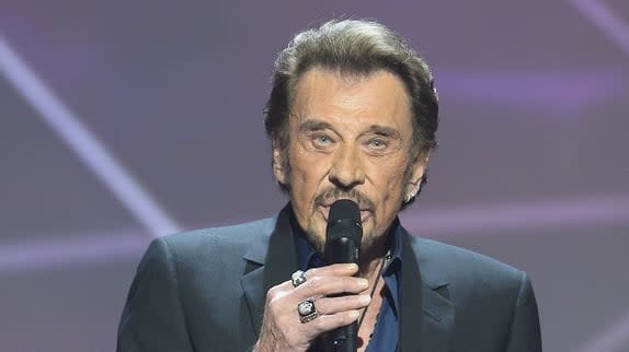 Top Albums : Johnny Hallyday toujours aussi populaire, Florent Pagny  s'envole