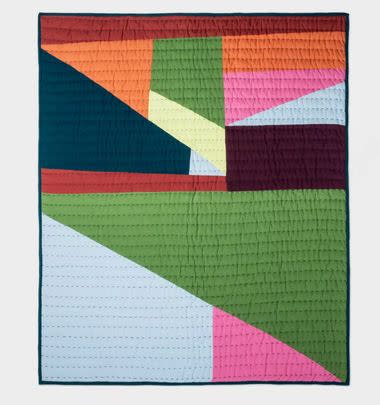 An eye-catching throw blanket you'll love to look at