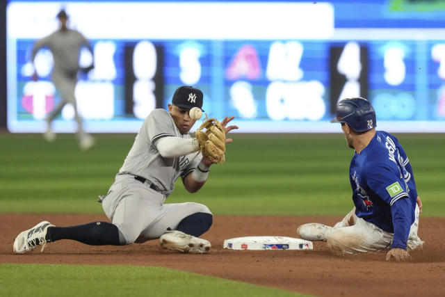 Austin Wells hits 2-run home run in 9th, Yankees beat Blue Jays 2-0, Tampa  Bay Buccaneers