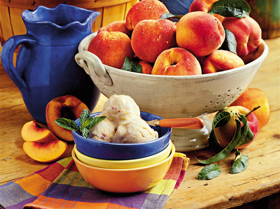 Summertime Peach Ice Cream