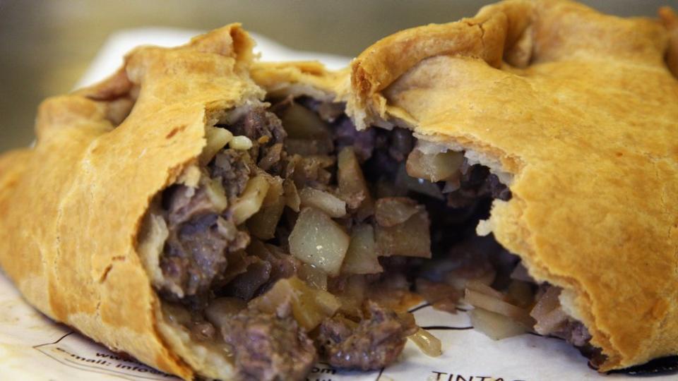 康沃爾肉餡餅（Cornish Pasty）